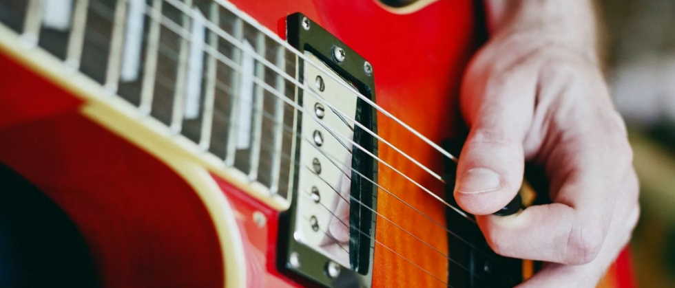 Gibson Les Paul strings
